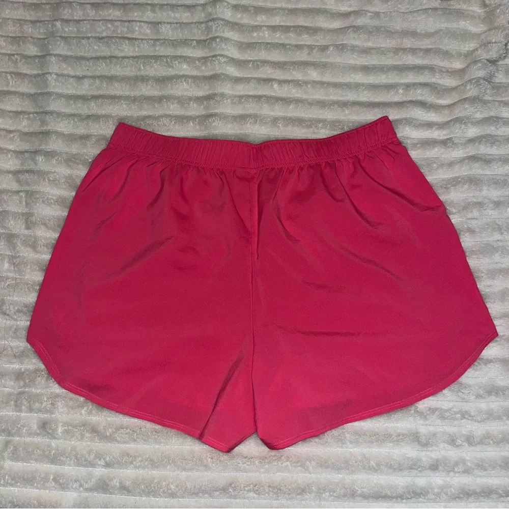 Women’s Gymshark Essential Loose Training Shorts • Pink • XL - Picture 2 of 10